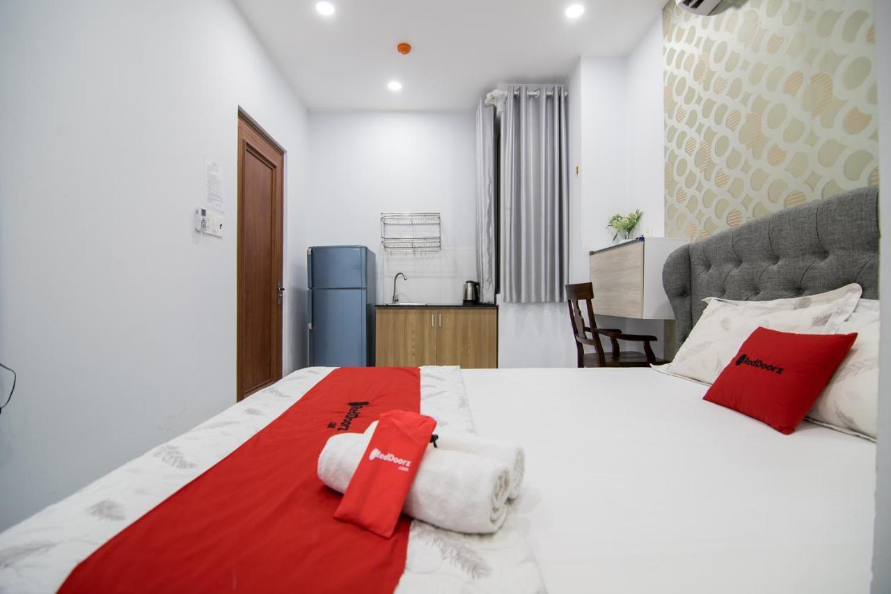 Reddoorz Near Saigon Zoo Hotell Ho Chi Minh-staden Exteriör bild